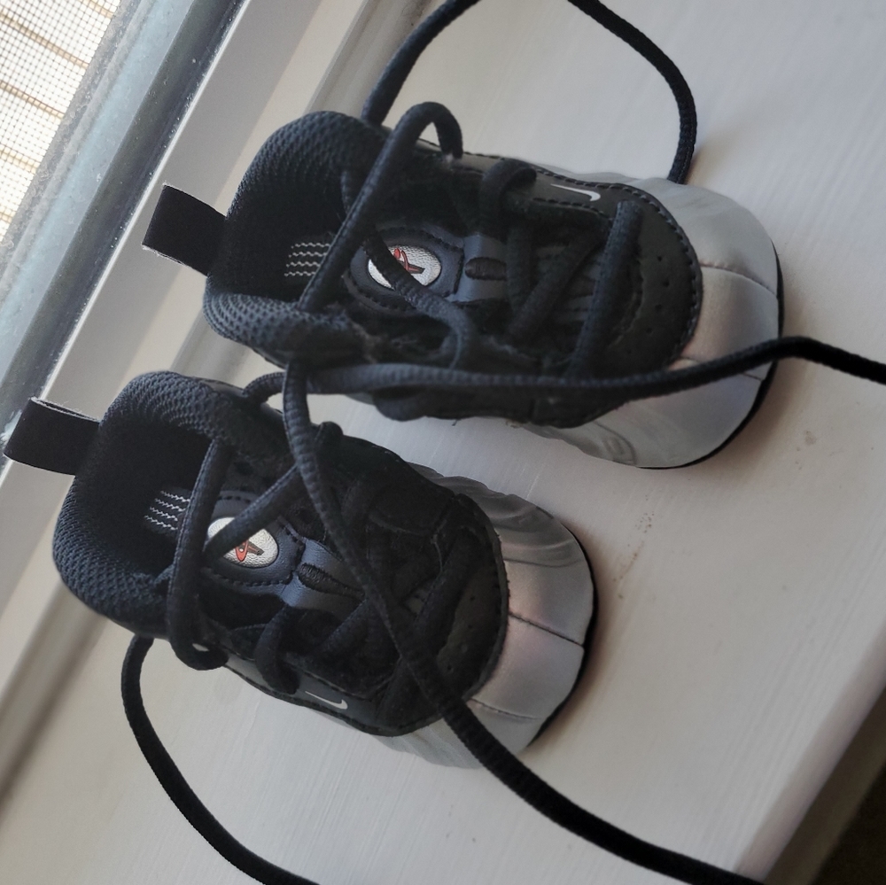 Baby shoes